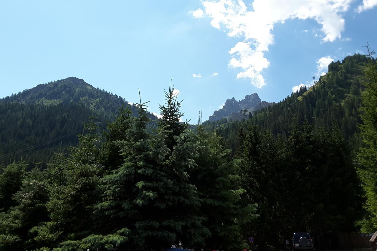 أرابّا Chalet Brigitte B&B المظهر الخارجي الصورة