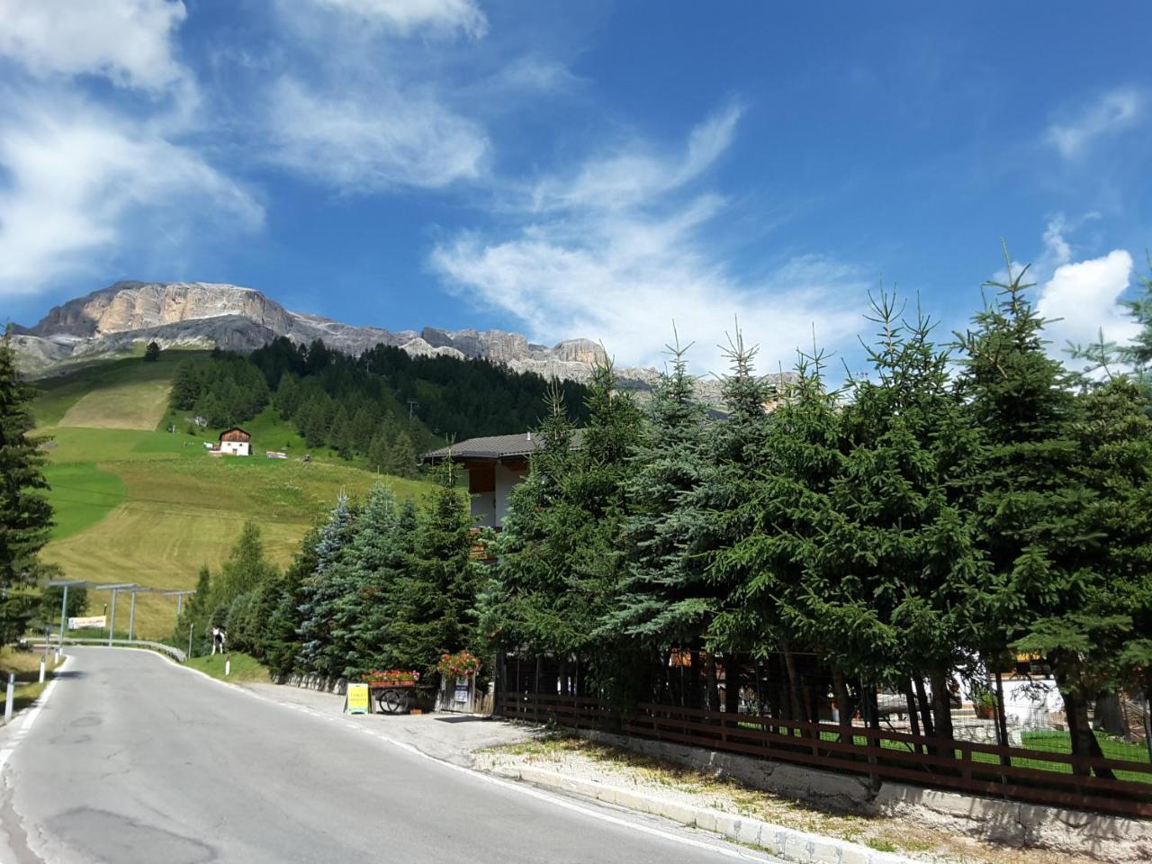 أرابّا Chalet Brigitte B&B المظهر الخارجي الصورة