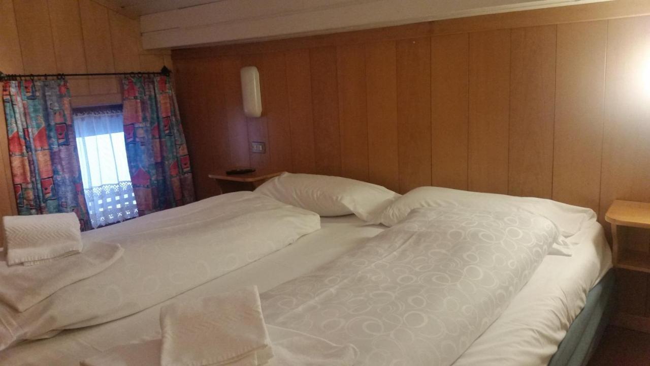 أرابّا Chalet Brigitte B&B المظهر الخارجي الصورة